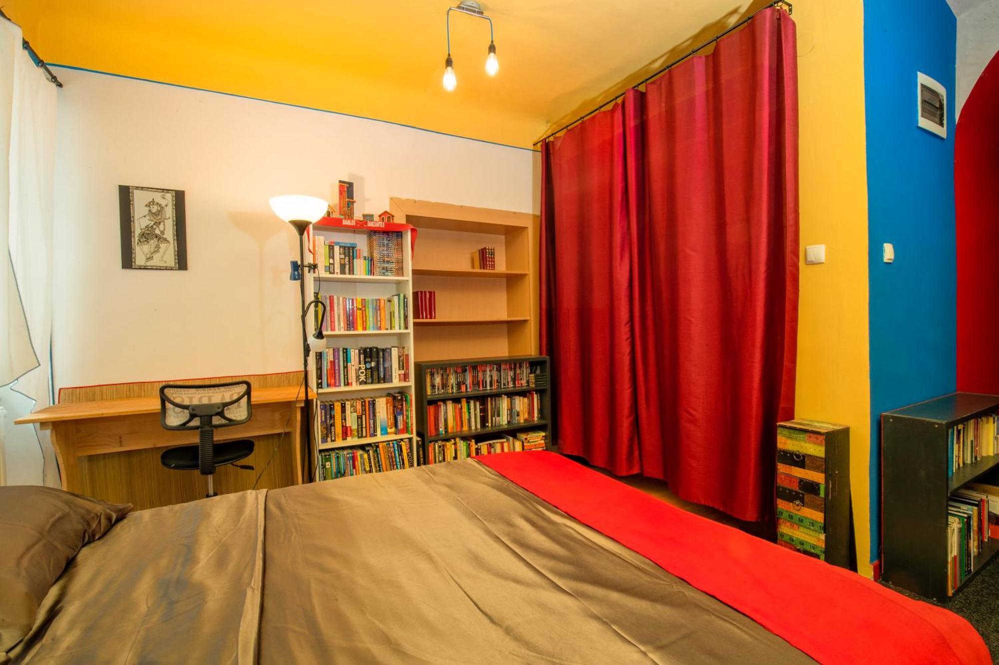 Apartment The Book Nest